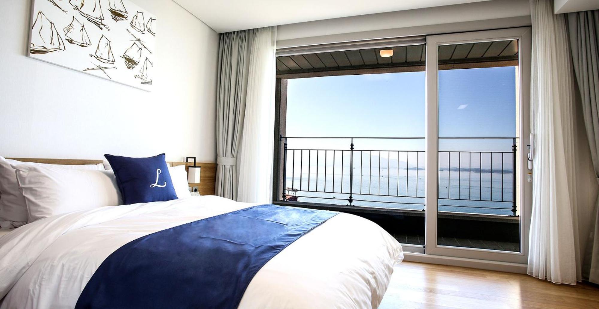 Lapis Hotel Namhae Buitenkant foto