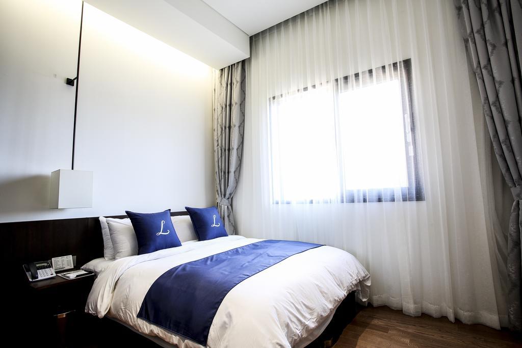 Lapis Hotel Namhae Buitenkant foto