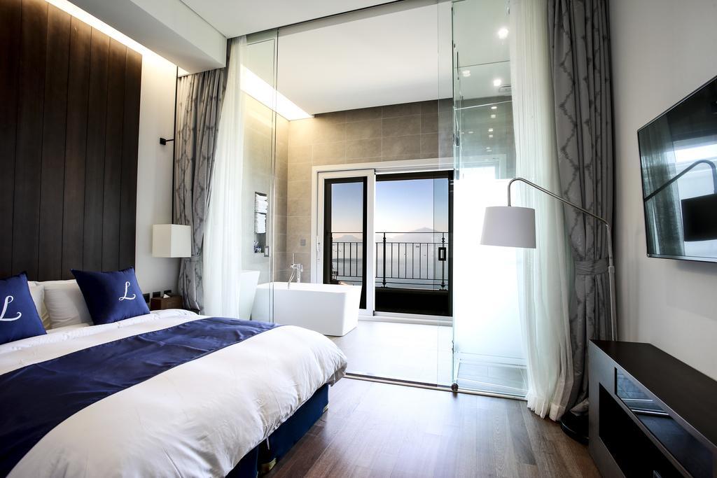Lapis Hotel Namhae Buitenkant foto