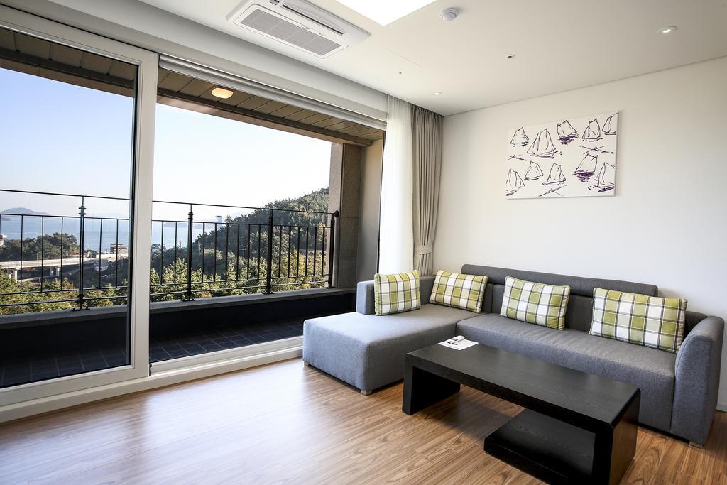 Lapis Hotel Namhae Buitenkant foto