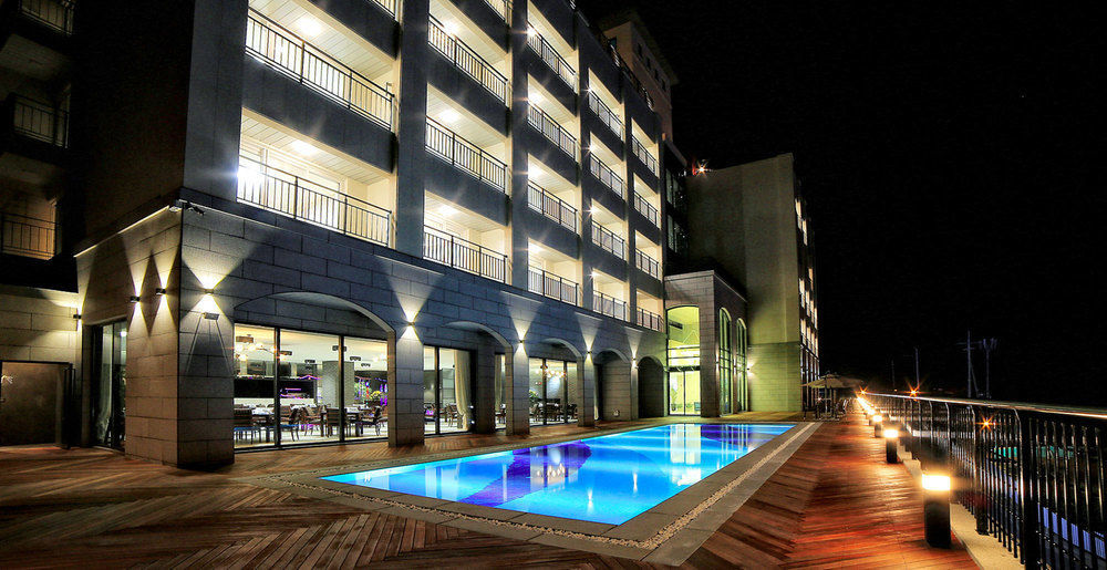 Lapis Hotel Namhae Buitenkant foto